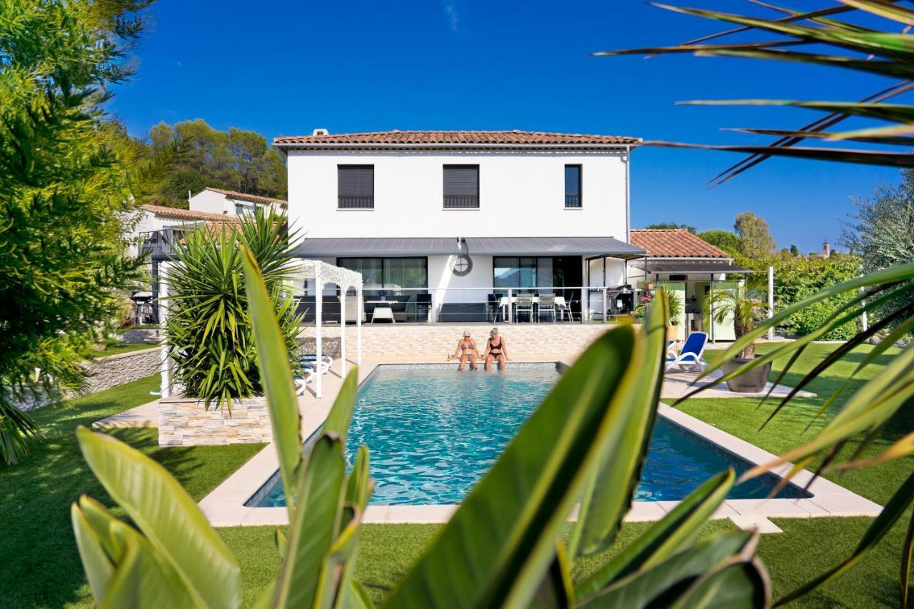 Villa Quietude Bagnols-en-Foret Luaran gambar