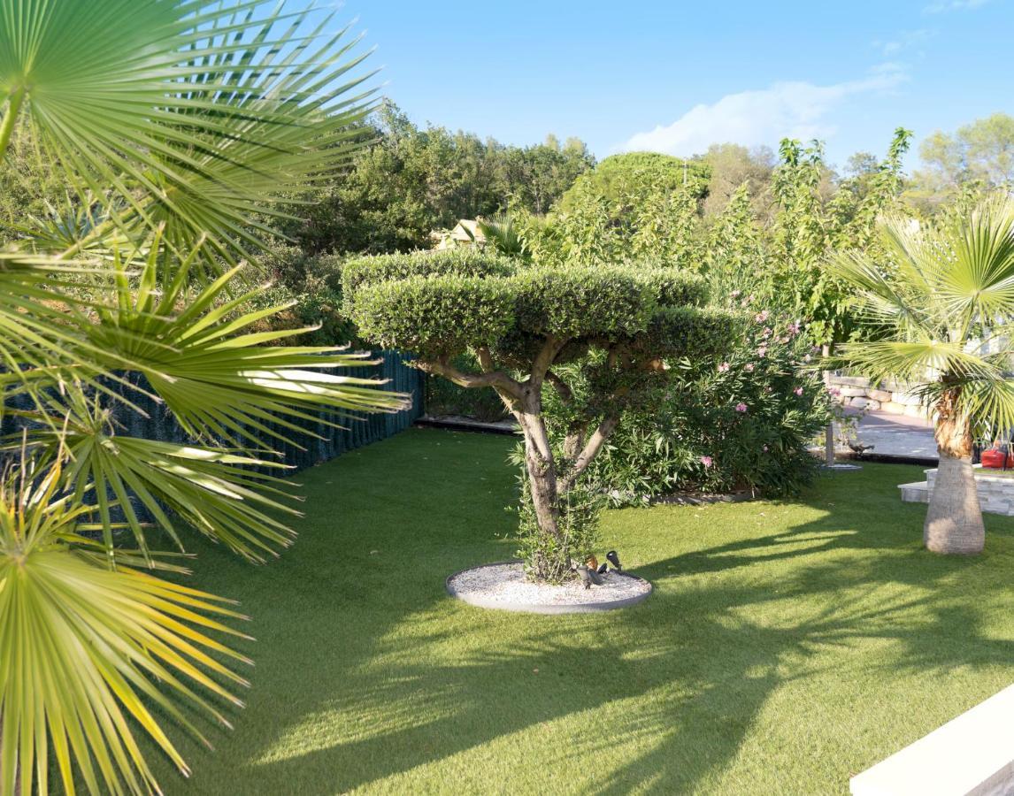 Villa Quietude Bagnols-en-Foret Luaran gambar